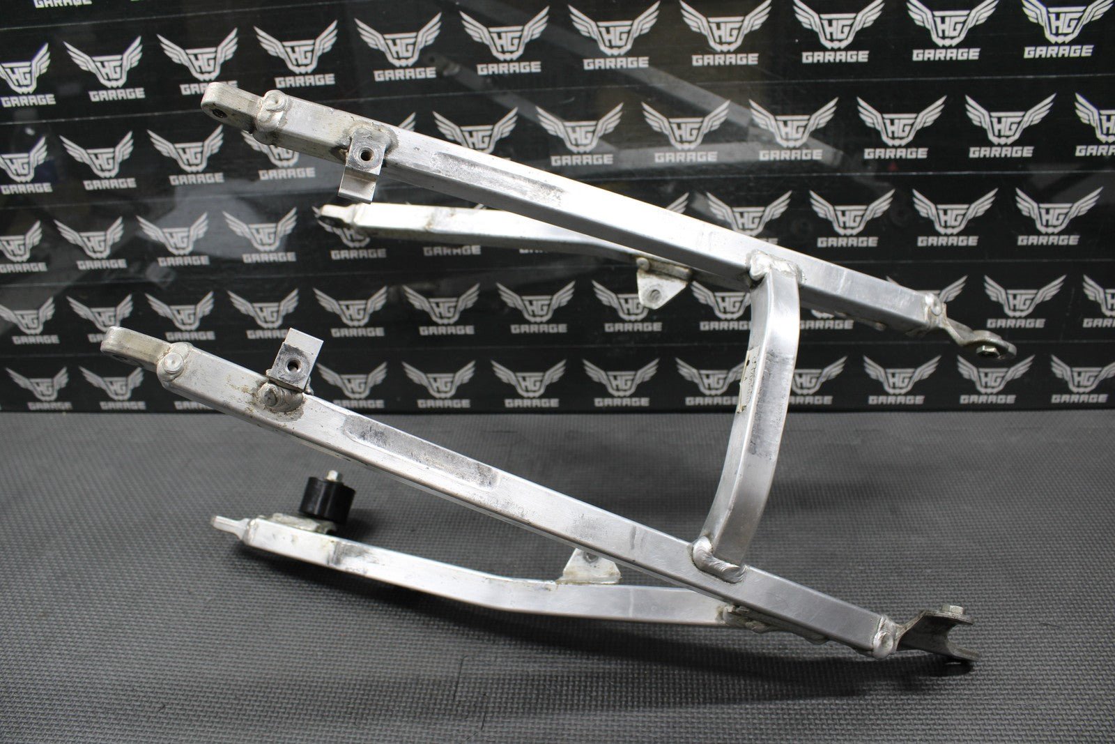 2010 2011 YAMAHA YZ250F OEM REAR BACK SUB FRAME SUBFRAME RAIL 17D - 21190 - 00 - 00 - hggarage