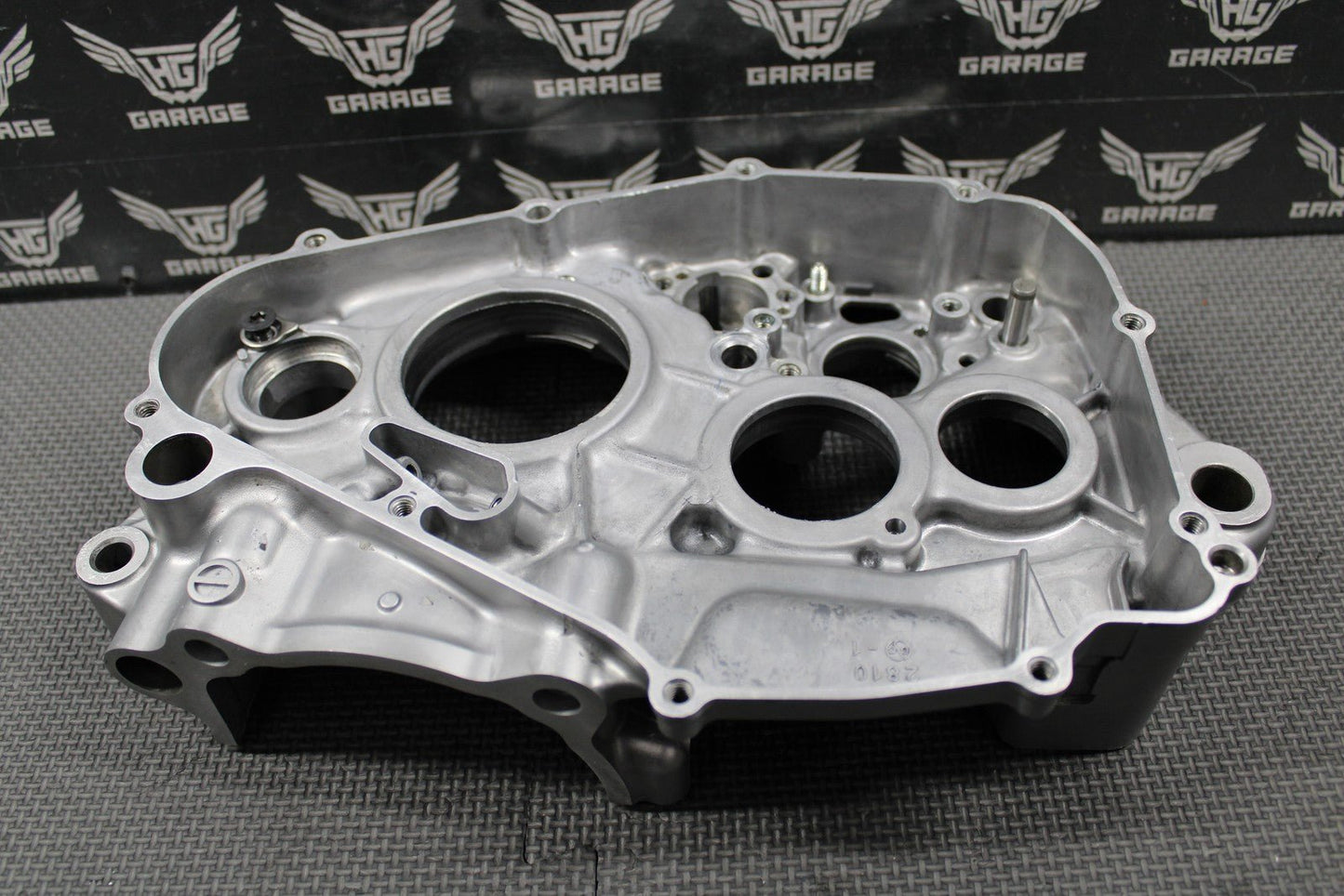 2022 KAWASAKI 19 - 22 KX450 KX450SR OEM RIGHT CRANKCASE CRANK CASE 14101 - 0018 GOOD - hggarage