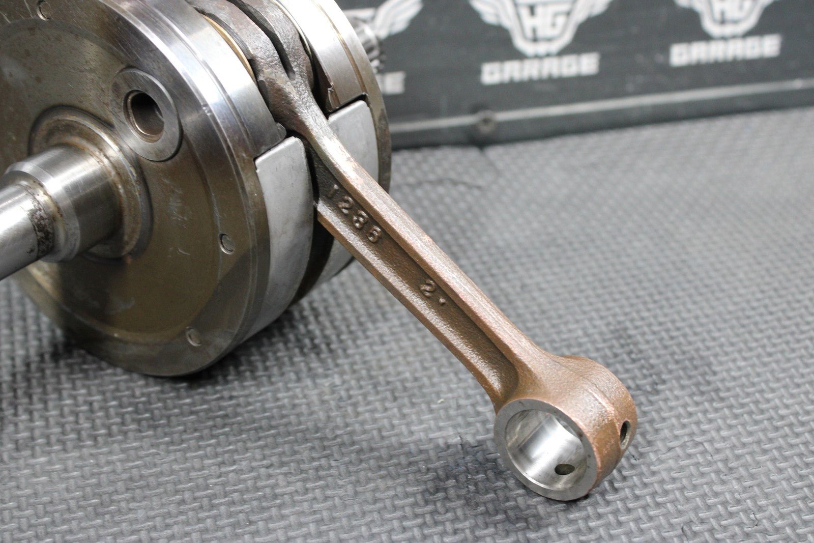 1998 KAWASAKI KX250 OEM ENGINE MOTOR CRANKSHAFT CRANK SHAFT 13031 - 1434 - hggarage