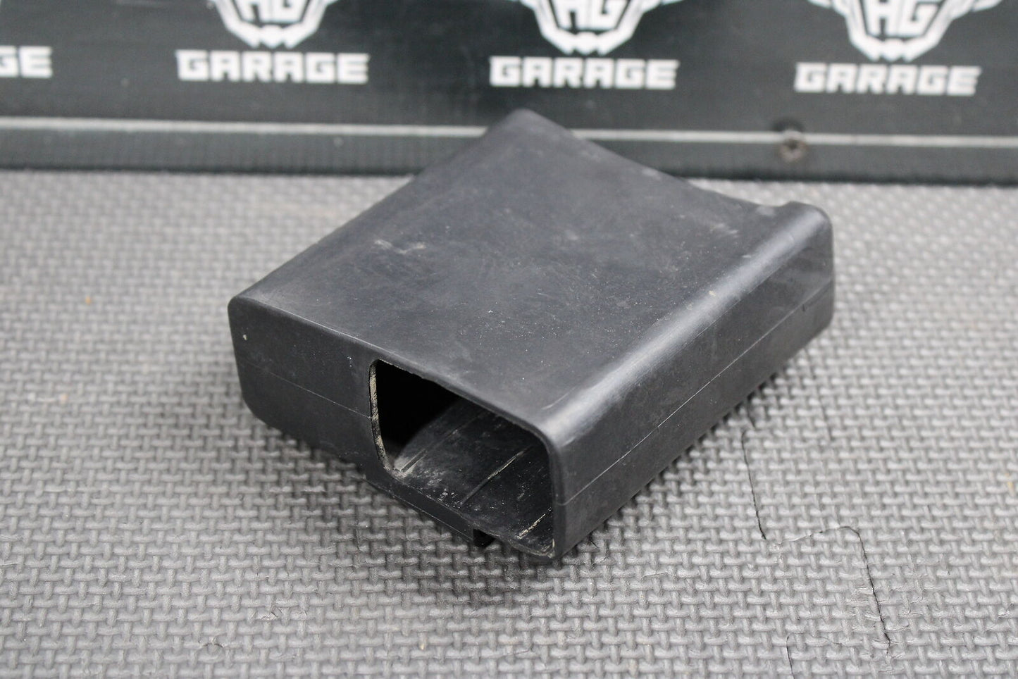 1997 HONDA CR125R OEM ECU CDI RUBBER CUSHION FRAME MOUNT SLEEVE 30401-KZ4-B01