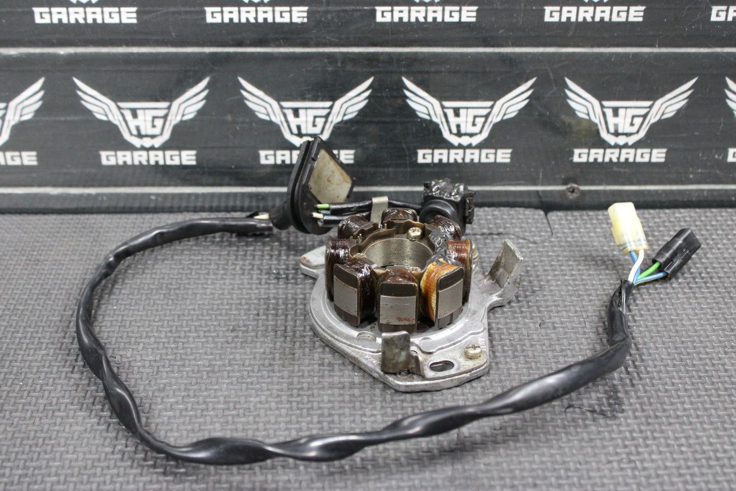 1998 HONDA CR125R OEM STATOR MAGNETO ROTOR FLYWHEEL 31100 - KZ4 - J02 - hggarage