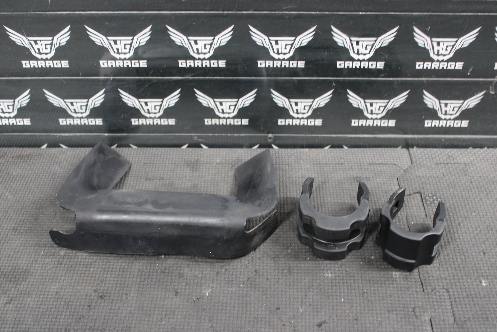 2000 HONDA XR200R 86 - 88 / 1990 1991 / 93 - 02 OEM GAS FUEL TANK DAMPERS 17611 - KT0 - hggarage