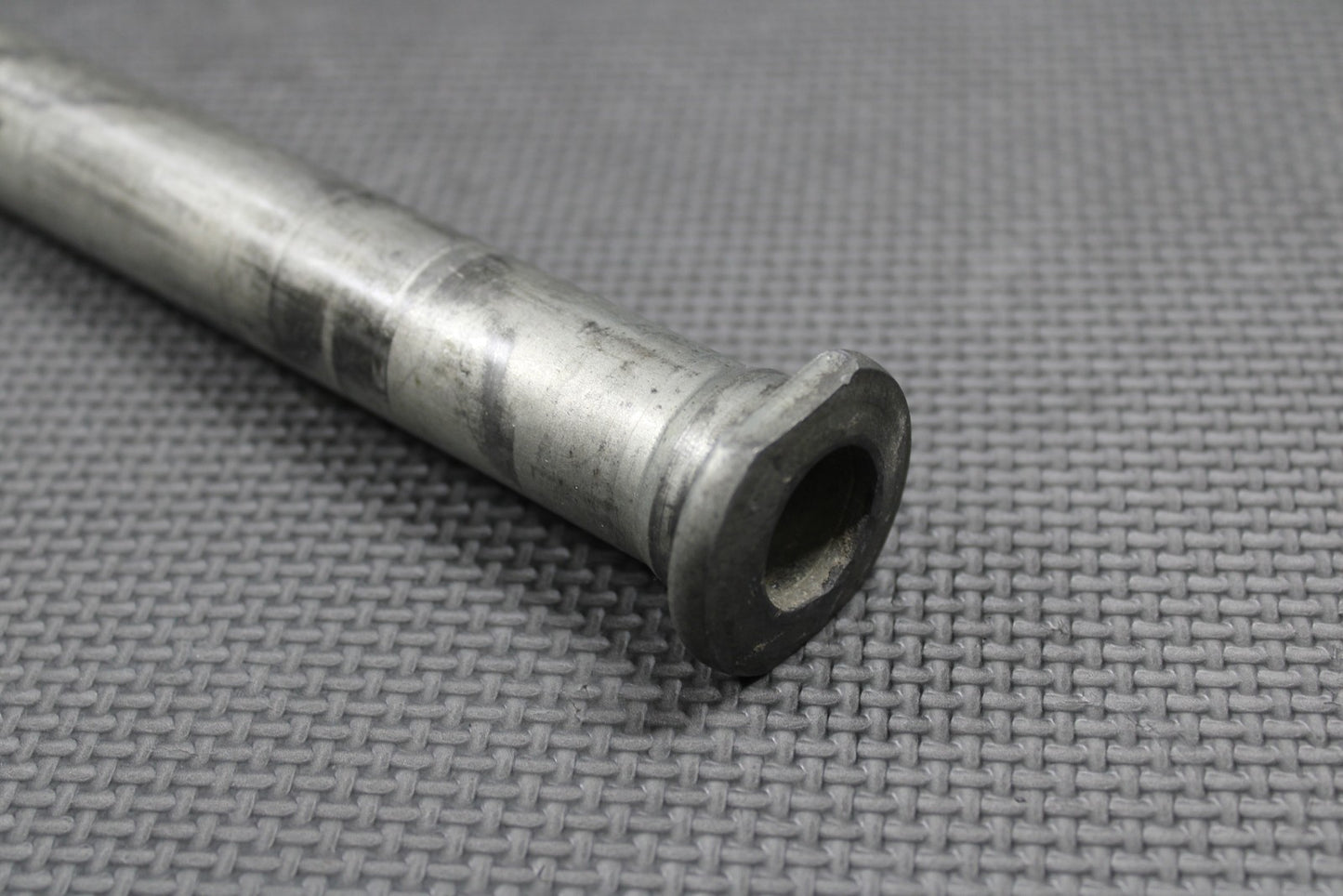 2006 HONDA CRF450X OEM REAR AXLE BACK WHEEL RIM PIVOT BOLT BLOCKS 42301 - KZ4 - J40 - hggarage