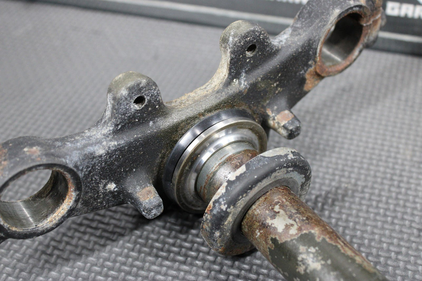 1985 YAMAHA PW80 83 - 85 OEM FRONT FORKS LOWER UPPER TRIPLE TREE STEM CLAMP - hggarage