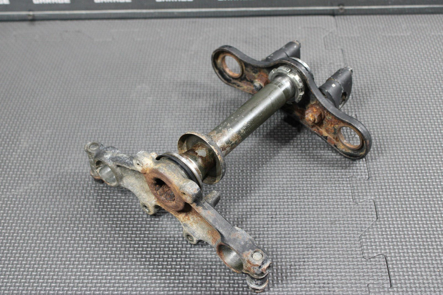 1985 YAMAHA PW80 83 - 85 OEM FRONT FORKS LOWER UPPER TRIPLE TREE STEM CLAMP - hggarage