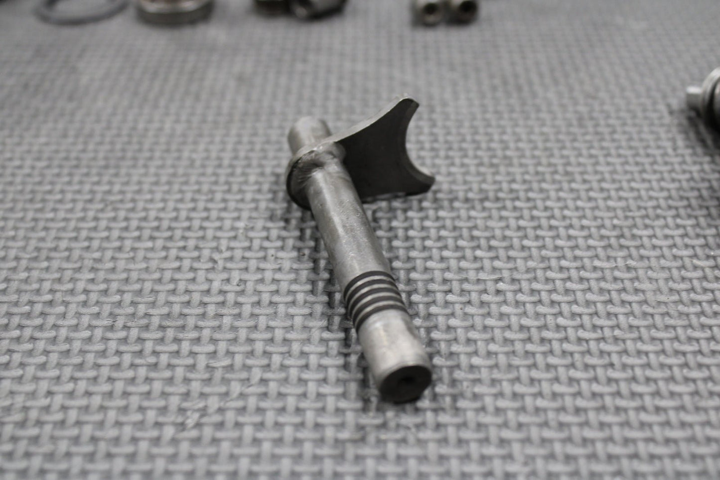1994 HONDA 92 - 99 CR250R OEM EXHAUST POWER VALVE POWERVALVE GOVERNOR SHAFTS FLAP - hggarage