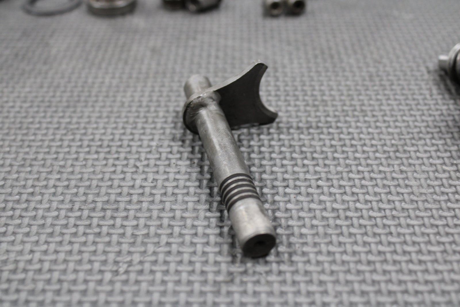 1994 HONDA 92 - 99 CR250R OEM EXHAUST POWER VALVE POWERVALVE GOVERNOR SHAFTS FLAP - hggarage
