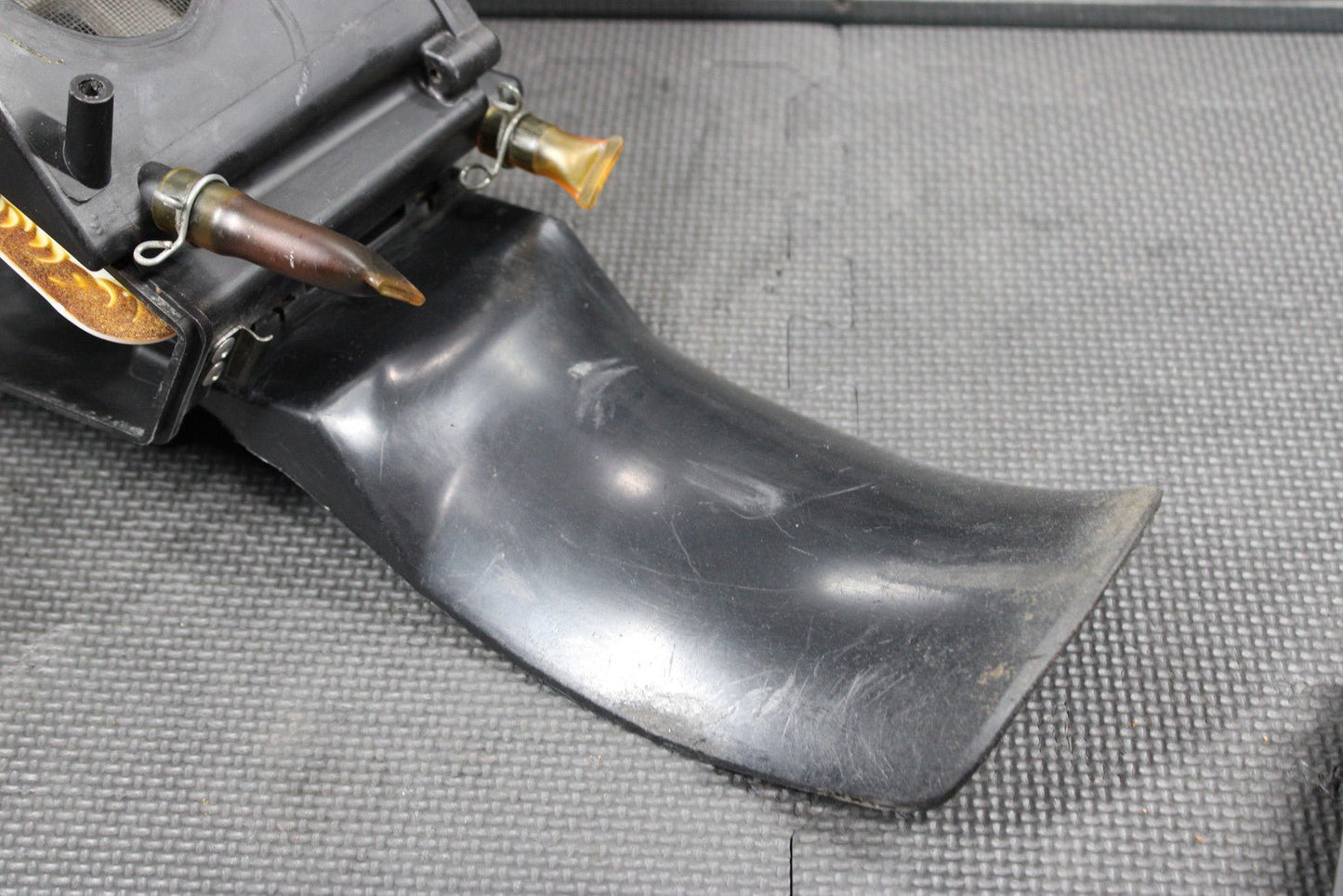 2000 YAMAHA TTR125L 00 - 03 OEM AIRBOX INTAKE AIR CLEANER CASE 5HP - 14411 - 01 - 00 - hggarage