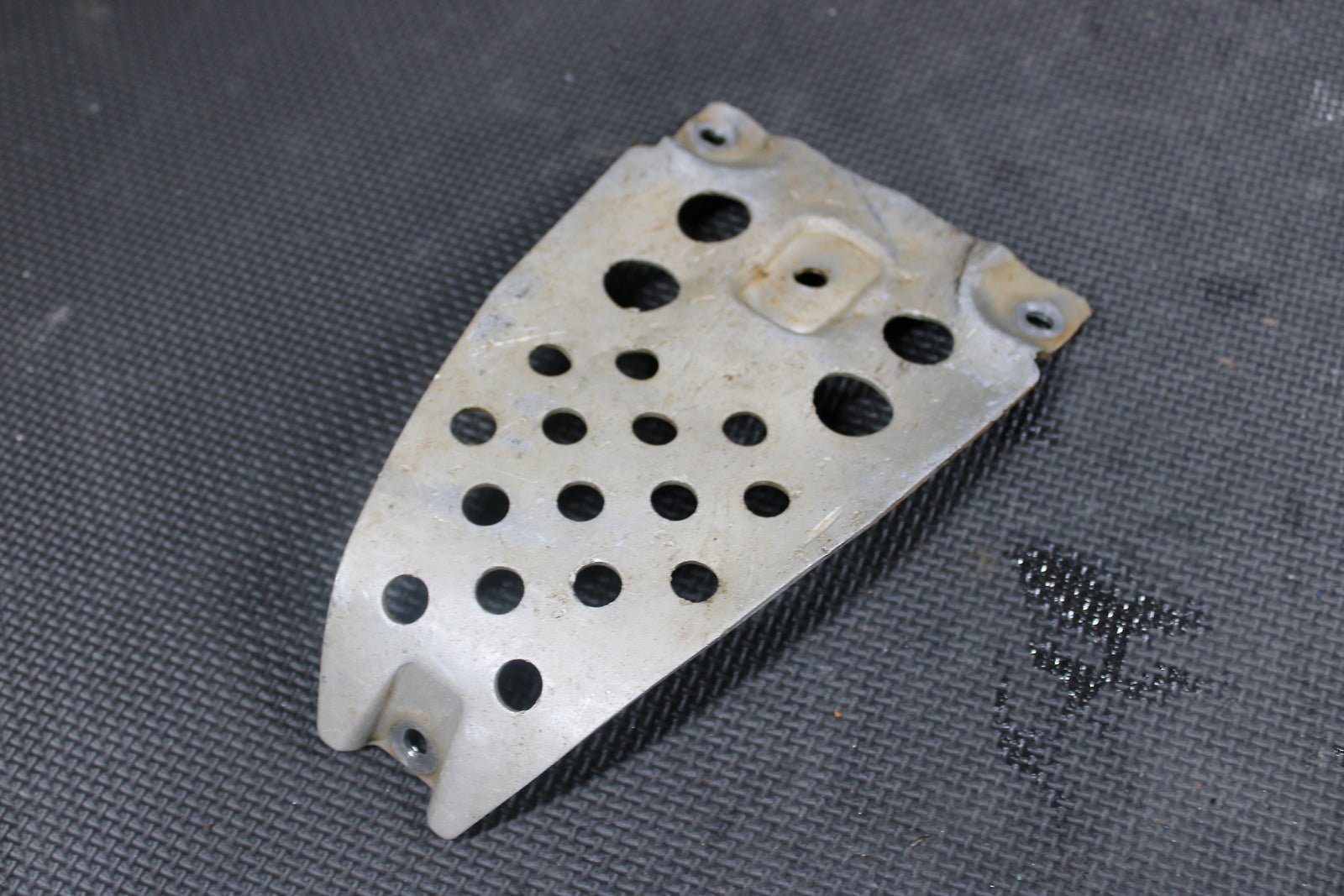2004 KAWASAKI KX250F OEM LOWER BOTTOM SKID PLATE GUARD SHIELD 55020 - 0055 - hggarage
