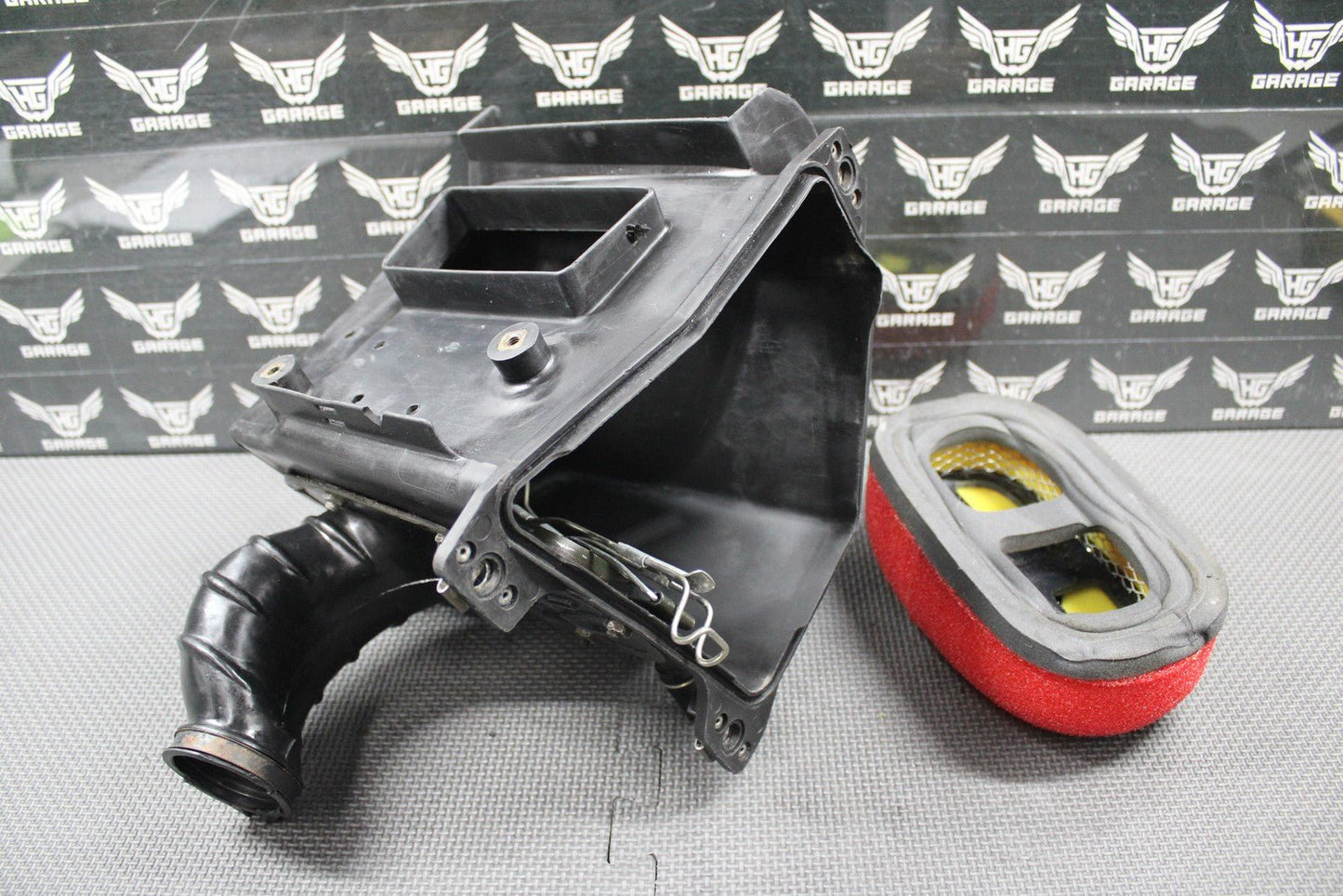 1991 90 - 95 HONDA XR250R OEM AIRBOX AIR CLEANER BOX INTAKE BOOT 17222 - KT1 - 670 - hggarage