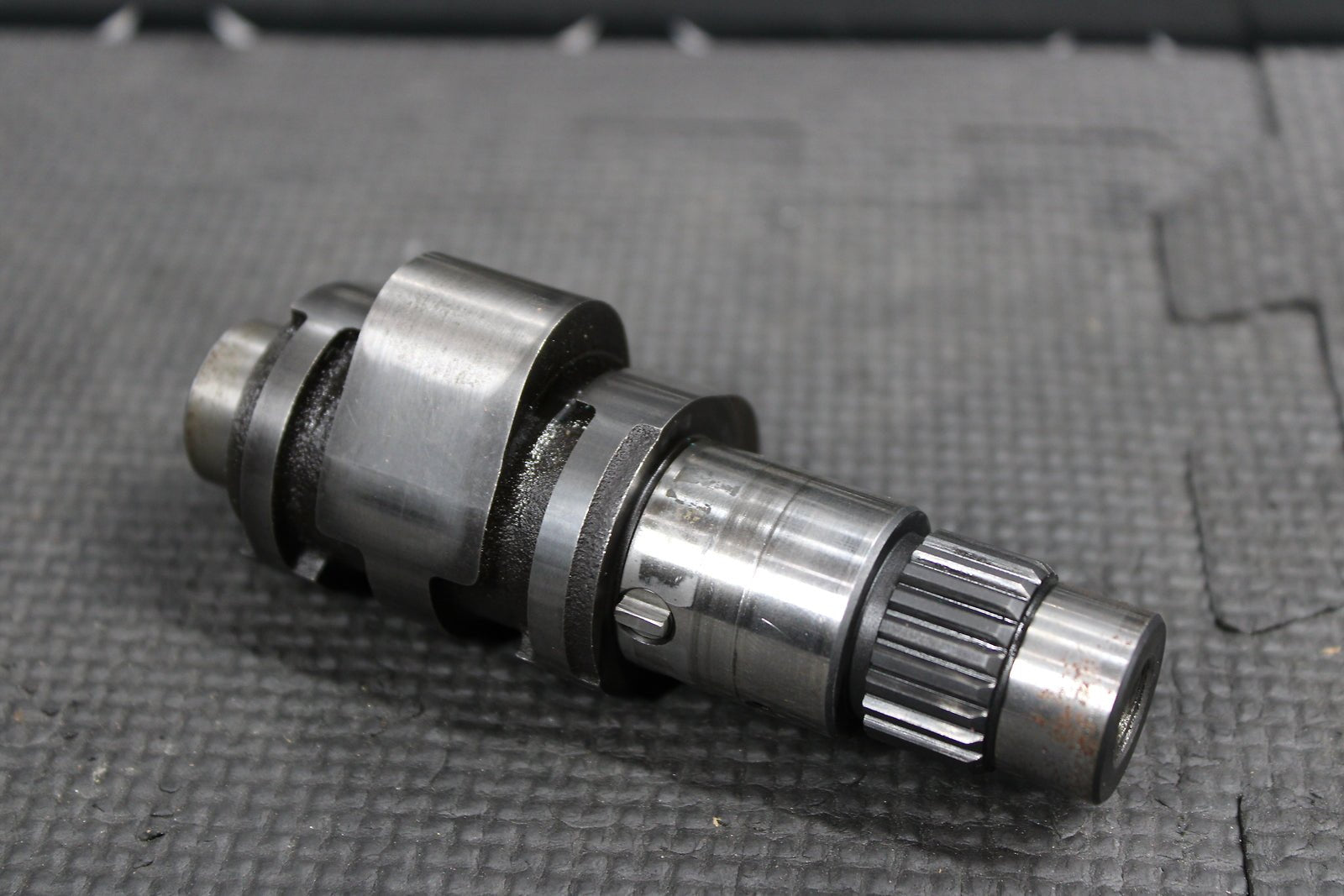 2007 Honda XR650R 00 - 07 OEM Engine Motor Cam Shaft Camshaft 14000 - Mbn - 670 - hggarage