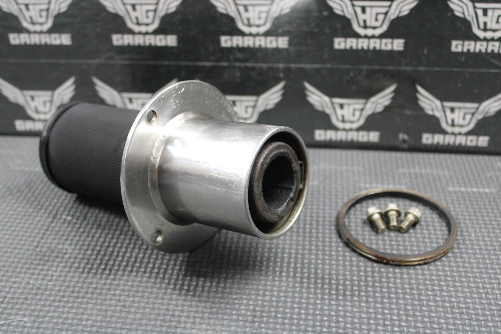 47709112