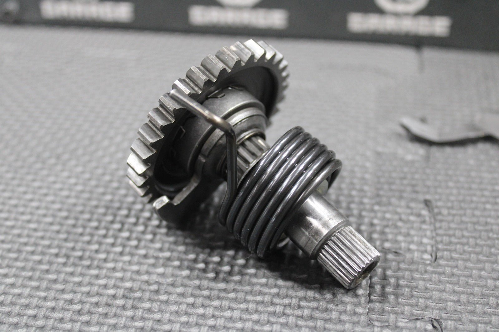 2015 KAWASAKI KX85 KX100 OEM KICKSTART KICK START SHAFT W IDLER GEAR 13066 - 1097 - hggarage