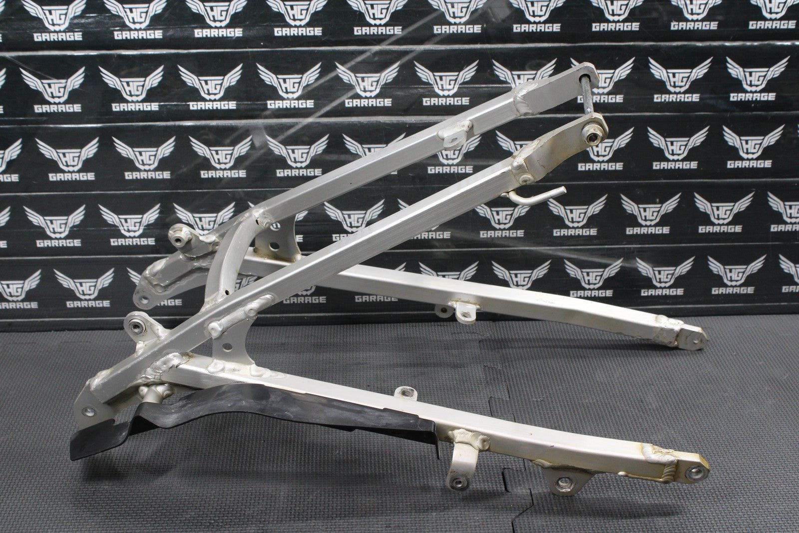 2000 SUZUKI 00 - 04 DRZ400 OEM REAR BACK SUB FRAME SUBFRAME 41200 - 29F00 - hggarage