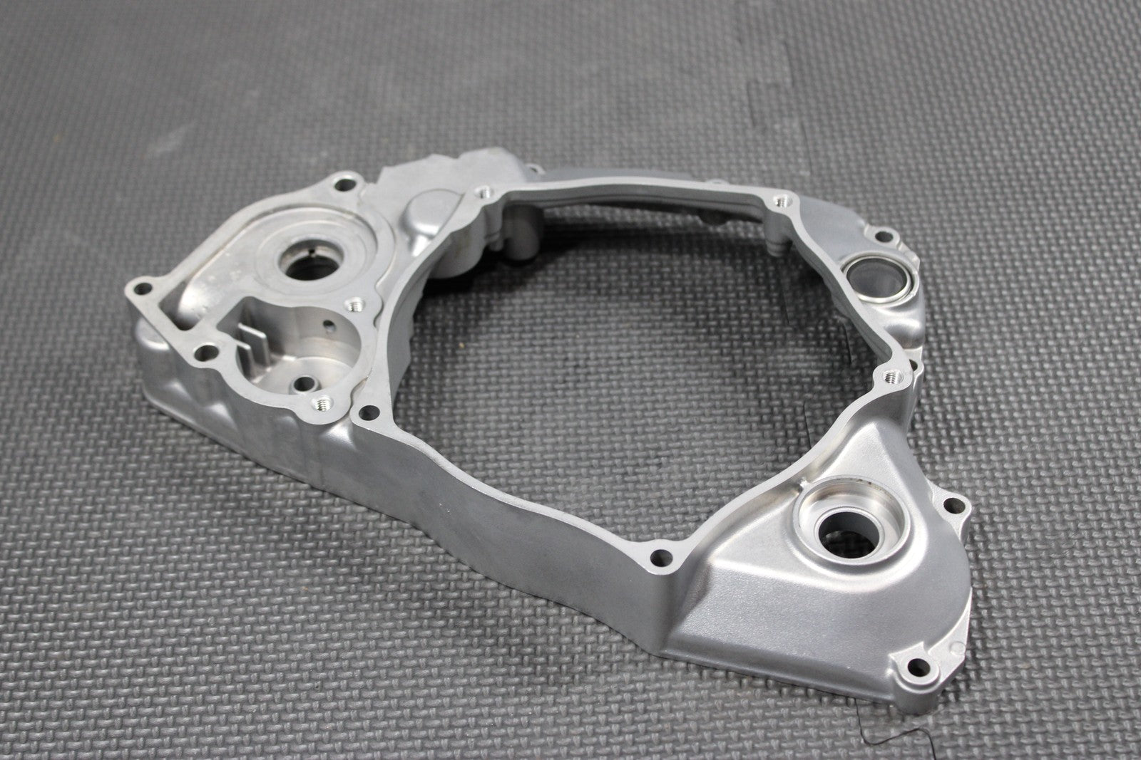 2014 KAWASAKI 09 - 14 KX250F OEM ENGINE MOTOR INNER CLUTCH COVER 14032 - 0136 - hggarage
