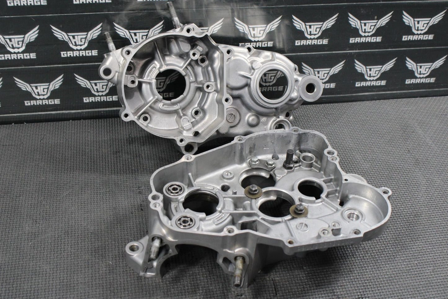 2012 KAWASAKI 08 - 13 KX85 OEM LEFT RIGHT ENGINE MOTOR CRANKCASE CASES BLOCK - hggarage