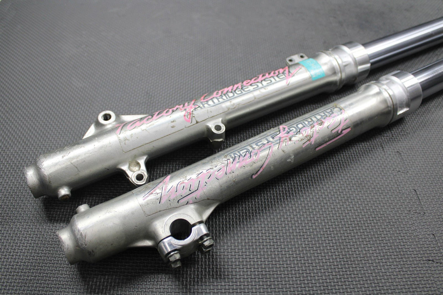 1991 91 - 93 HONDA XR250R OEM RIGHT LEFT FRONT SUSPENSION FORKS SHOCKS GOOD! - hggarage