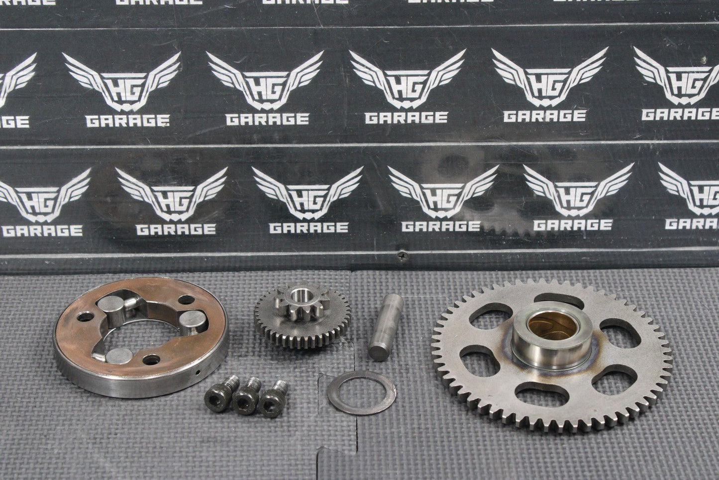 1987 YAMAHA OEM ENGINE MOTOR STARTER CLUTCH DRIVE IDLER GEAR ASSEMBLY - hggarage