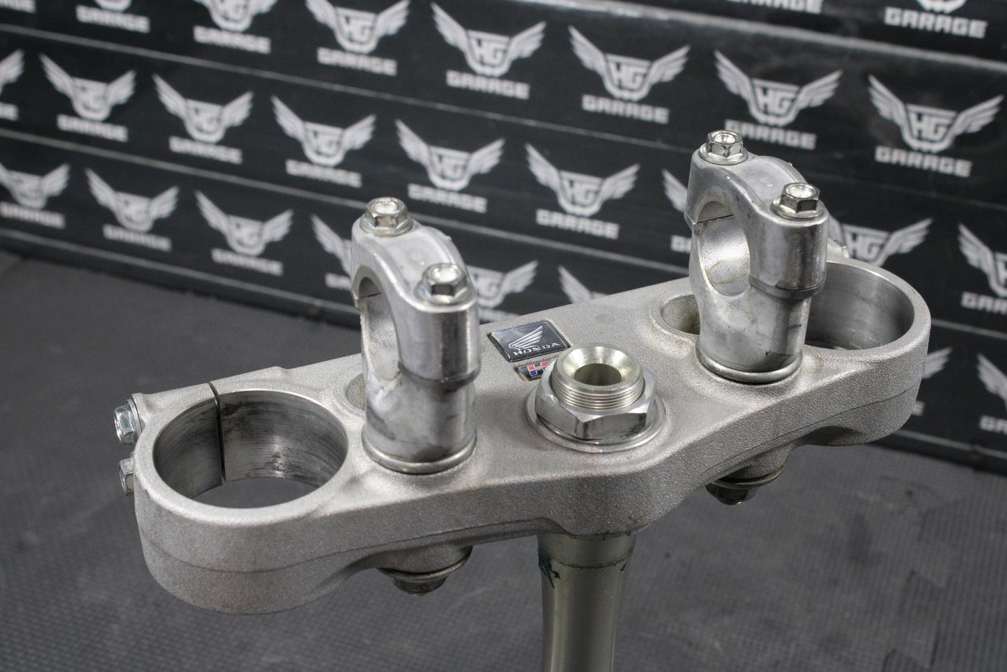 2023 HONDA CRF250R OEM FRONT FORKS LOWER UPPER TRIPLE TREE STEM CLAMP FRONT FORK - hggarage