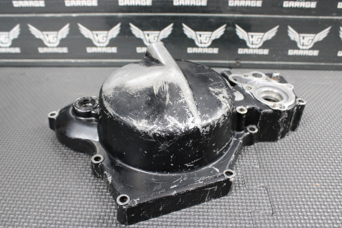1991 86 - 95 HONDA CR80R OEM ENGINE MOTOR SIDE CLUTCH COVER 11330 - GS2 - 405 - hggarage