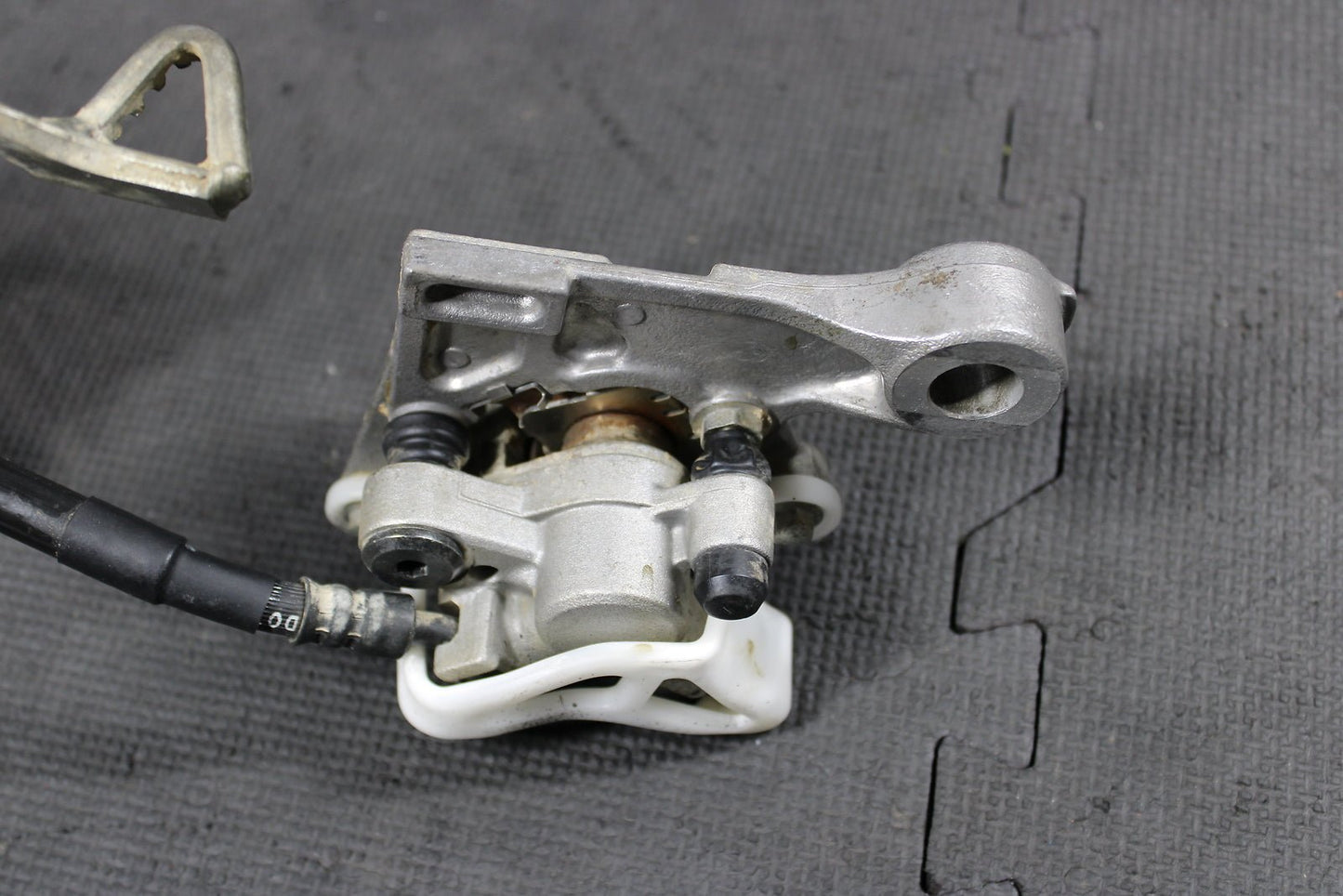 2008 HONDA CRF150RB BIGWHEEL OEM NISSIN REAR BACK BRAKE CALIPER MASTER CYLINDER - hggarage