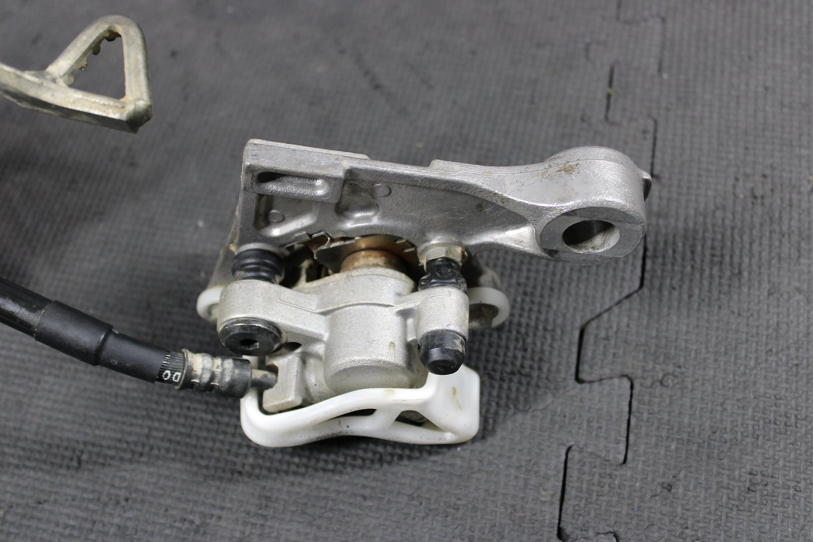2008 HONDA CRF150RB BIGWHEEL OEM NISSIN REAR BACK BRAKE CALIPER MASTER CYLINDER - hggarage