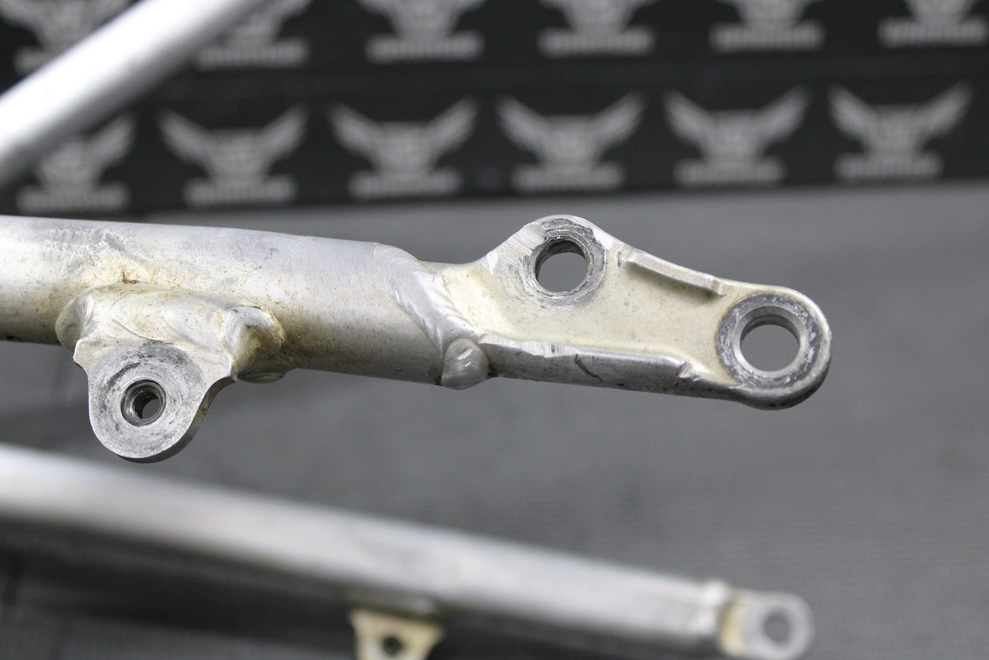 2008 06 - 09 HONDA CRF250R OEM REAR BACK FRAME SUBFRAME DUAL MUFFLER 50200 - KRN - 850 - hggarage