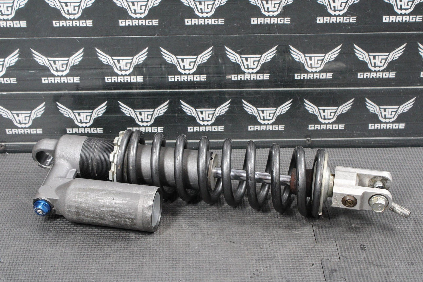 2014 KAWASAKI KX100 14 - 17 OEM REAR BACK SHOCK ABSORBER SUSPENSION 45014 - 0562 - 37M - hggarage
