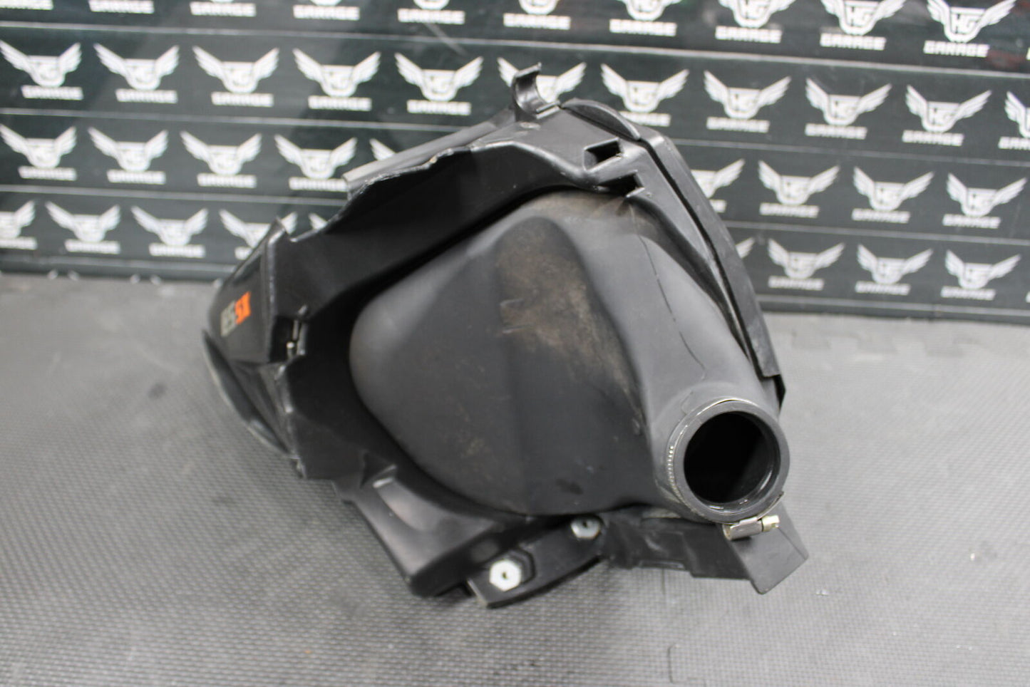 2007 KTM 2004 / 06-11 105 04-12 85 OEM AIRBOX INTAKE AIR CLEANER CASE 4700600105