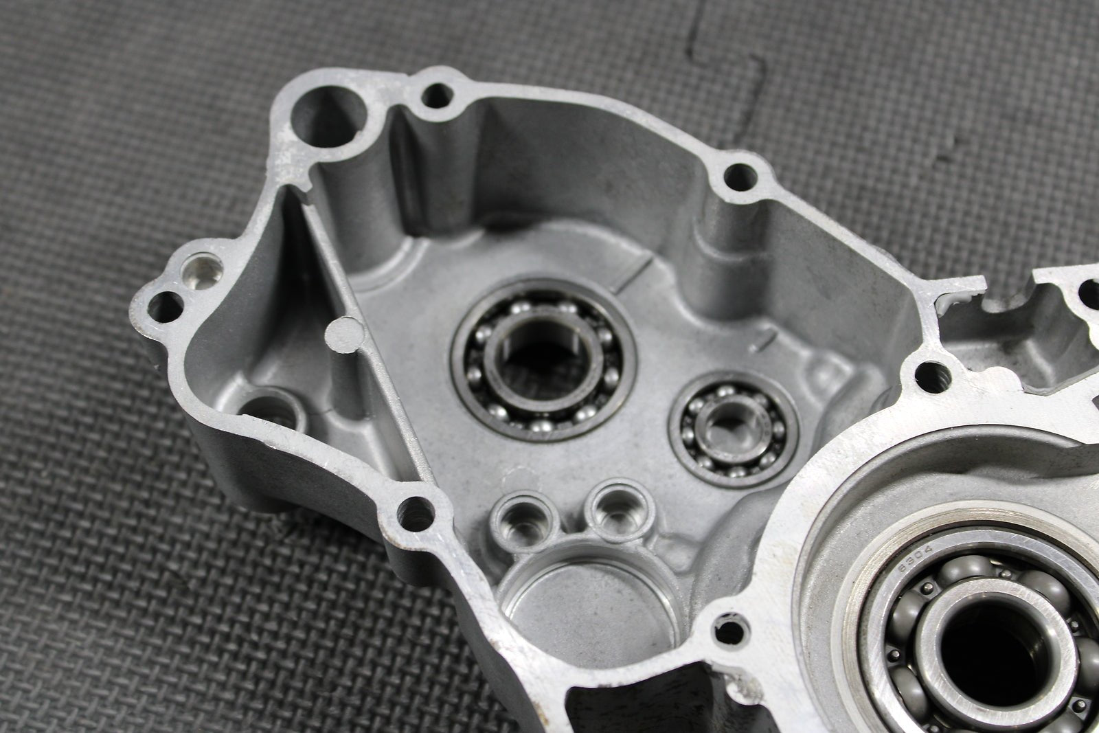 1998 Kawasaki KX60 90 - 03 OEM Left Engine Motor Crankcase Crank Cases Block - hggarage