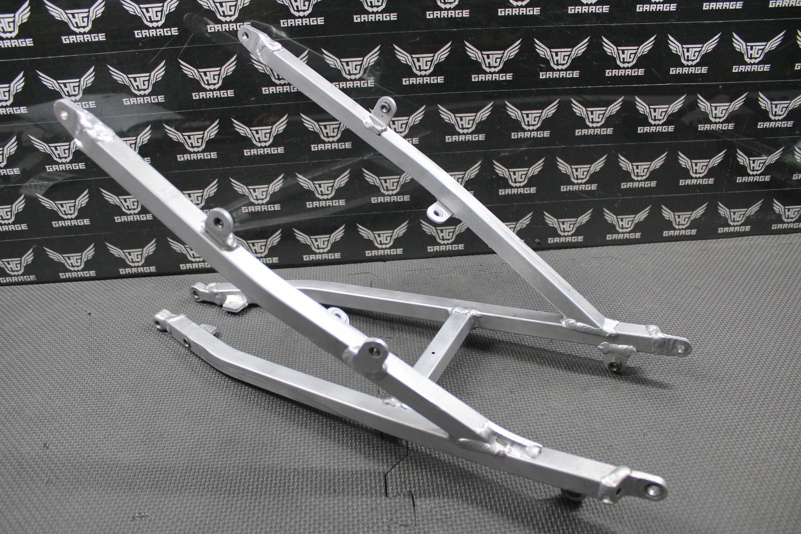 2000 2001 HONDA CR125R CR250R OEM REAR BACK SUB FRAME SUBFRAME 50200 - KZ3 - J30 - hggarage