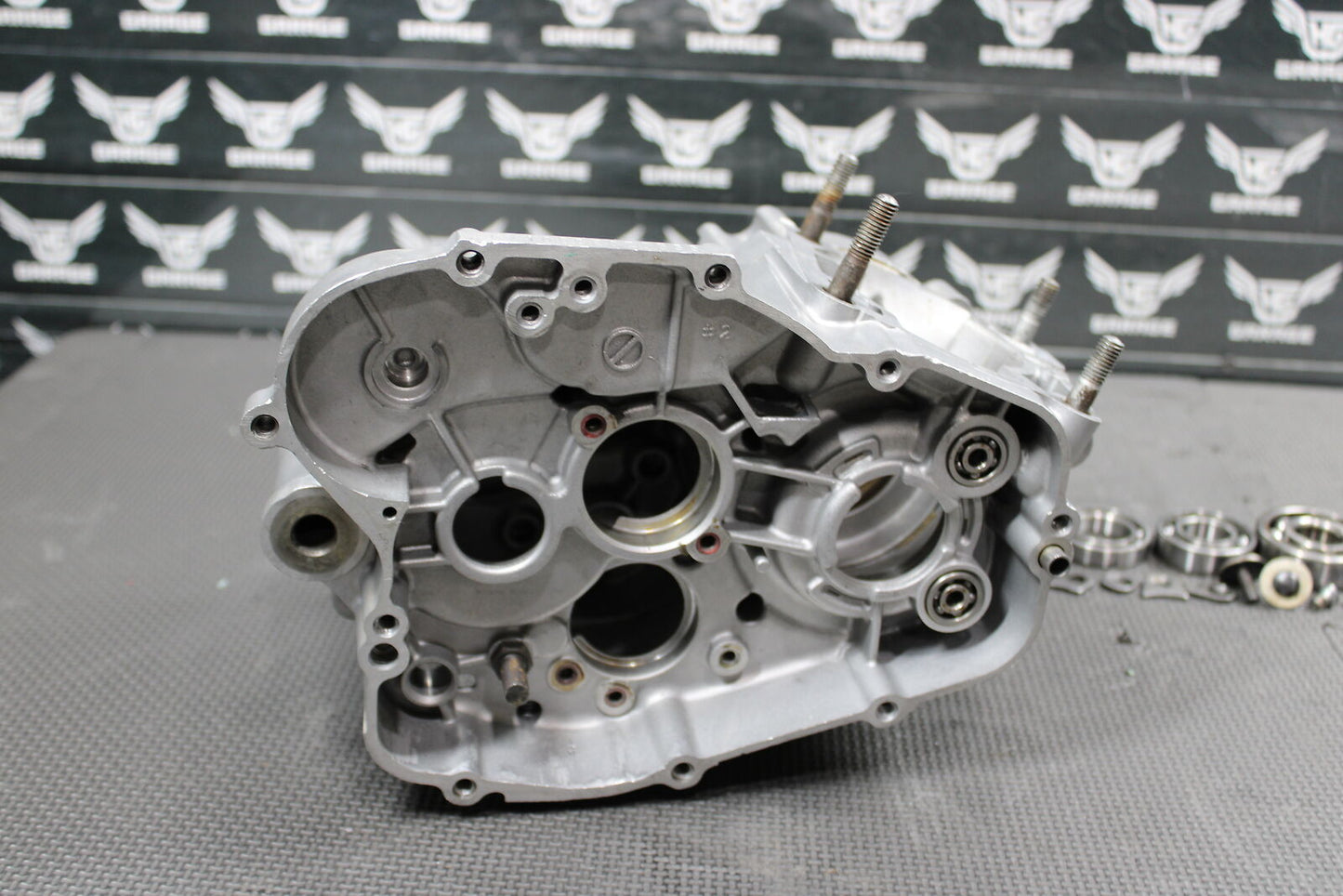 2008 KAWASAKI 08-14 KX100 14-22 KX85 OEM LEFT RIGHT ENGINE MOTOR CRANKCASE CRANK