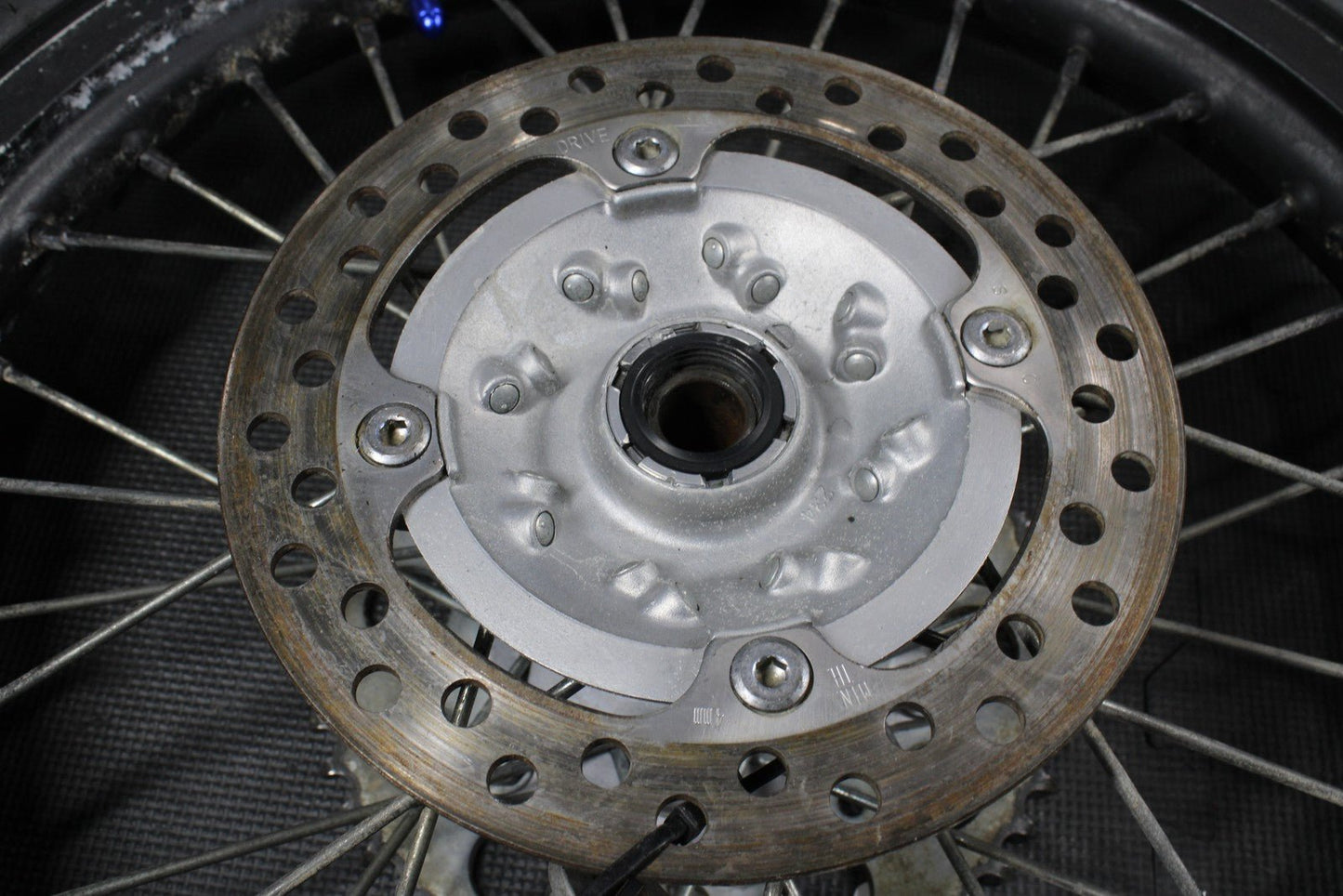 1997 HONDA CR125R OEM 19" x 1.85" REAR BACK WHEEL RIM HUB 42635 - MAC - 680 - hggarage