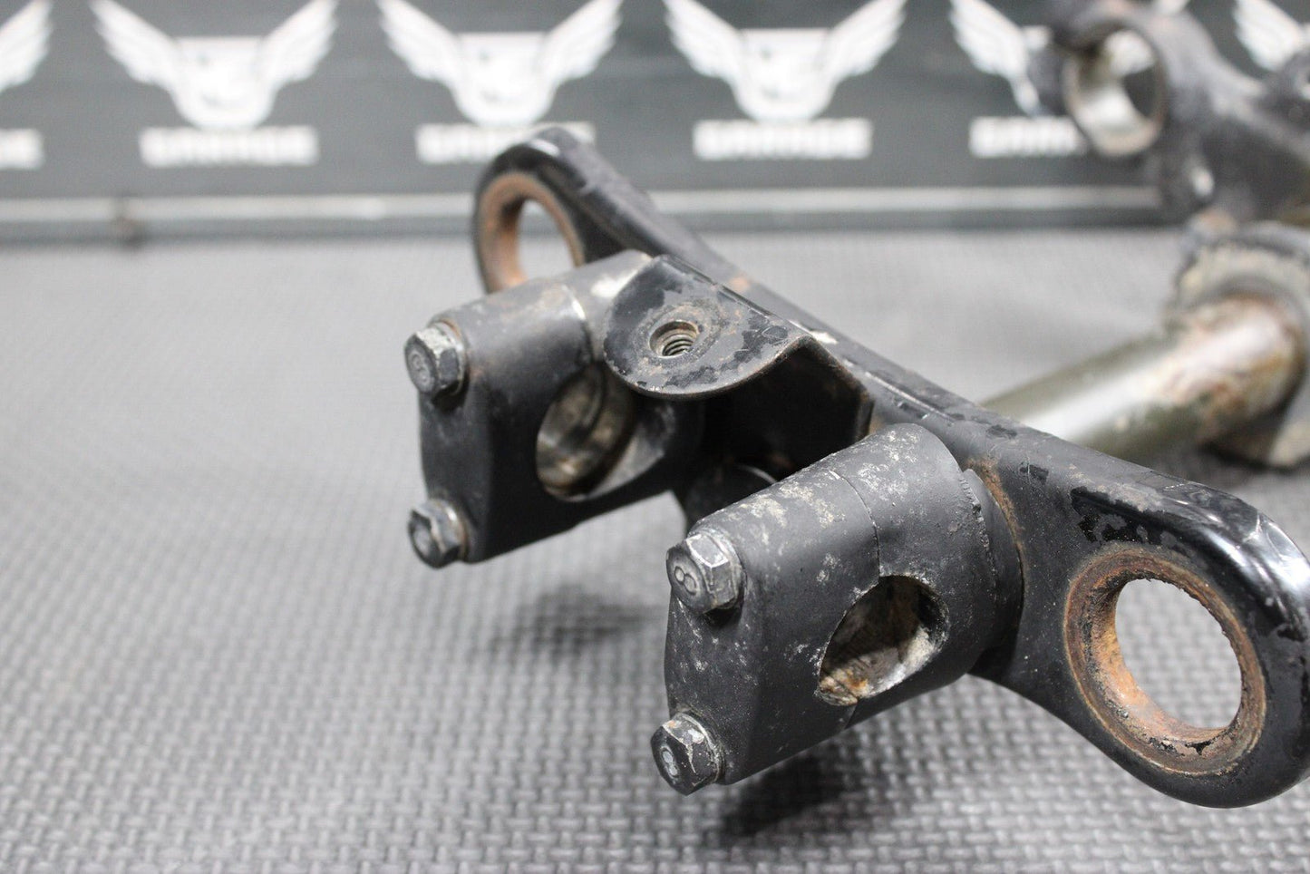 1985 YAMAHA PW80 83 - 85 OEM FRONT FORKS LOWER UPPER TRIPLE TREE STEM CLAMP - hggarage