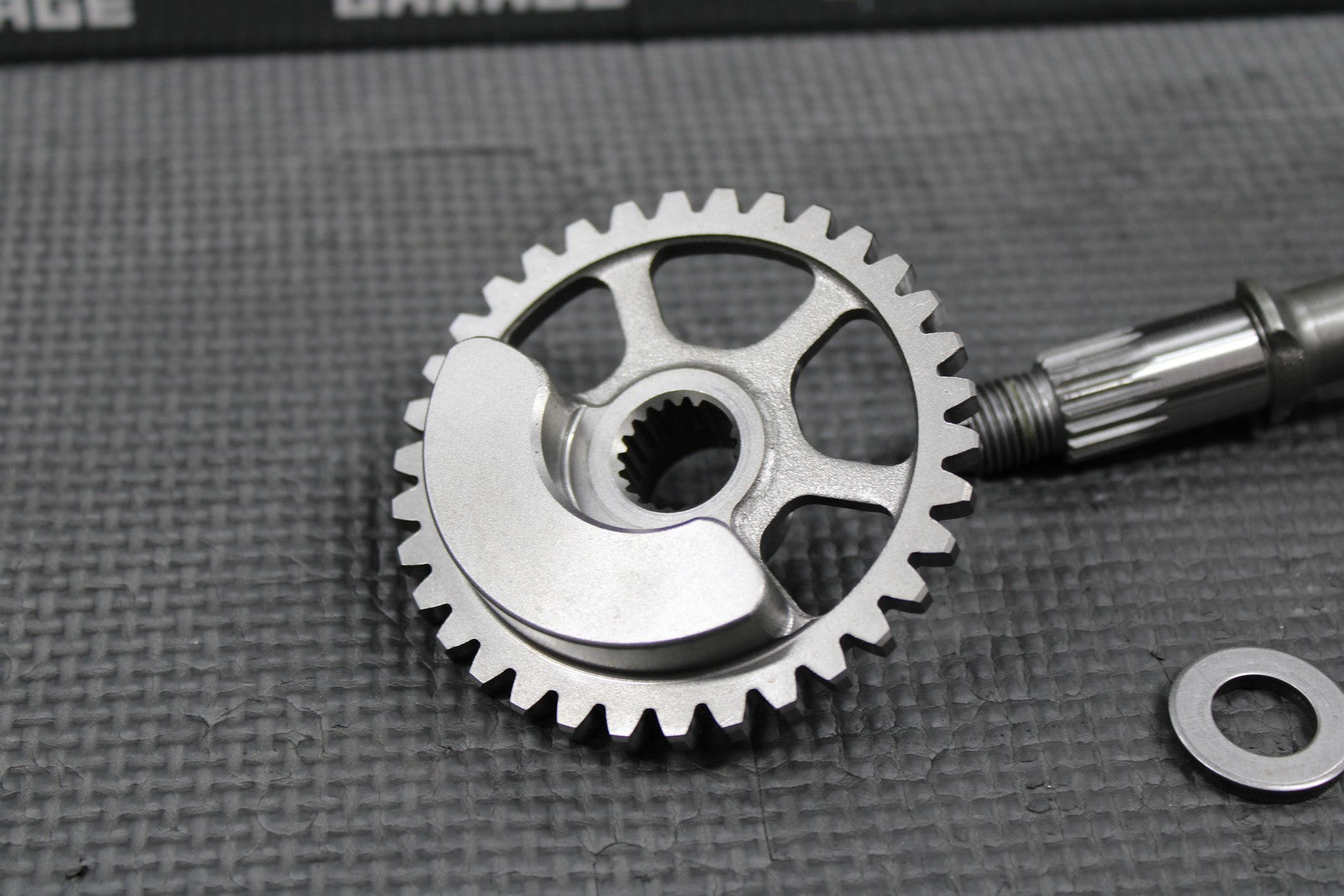 2012 11 - 16 HONDA CRF450R OEM ENGINE MOTOR CRANKSHAFT BALANCER SHAFT GEAR WEIGHT - hggarage