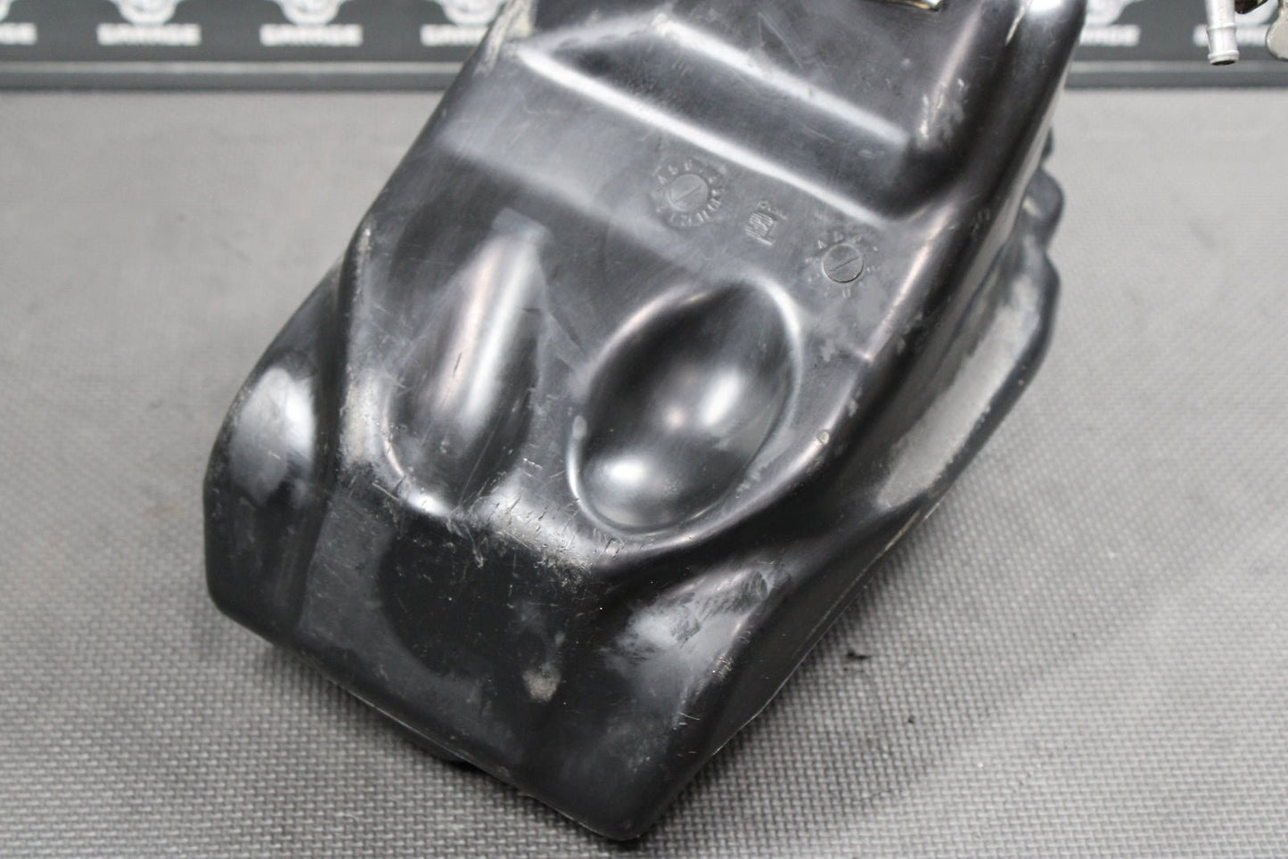 2003 Honda CRF450R OEM Gas Fuel Tank Cell Petrol Reservoir 17510 - Meb - 670 - hggarage
