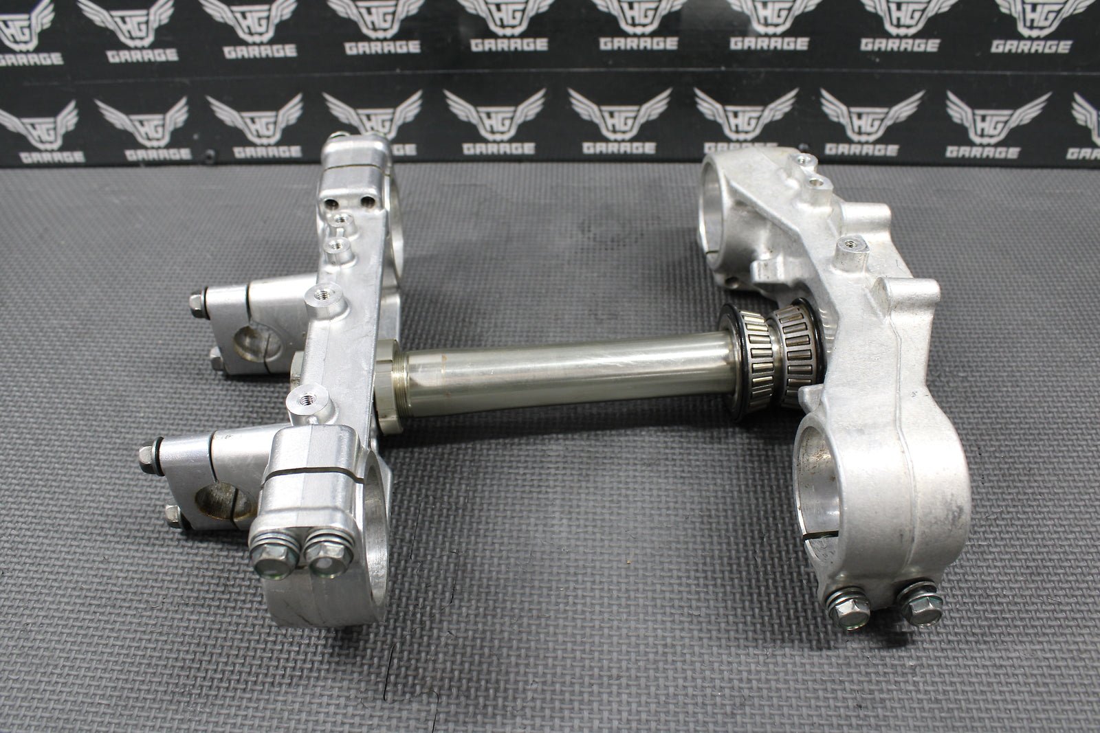 2000 SUZUKI 00 - 04 DRZ400 DRZ400E OEM FRONT FORKS TRIPLE TREE STEM BAR CLAMP NICE - hggarage