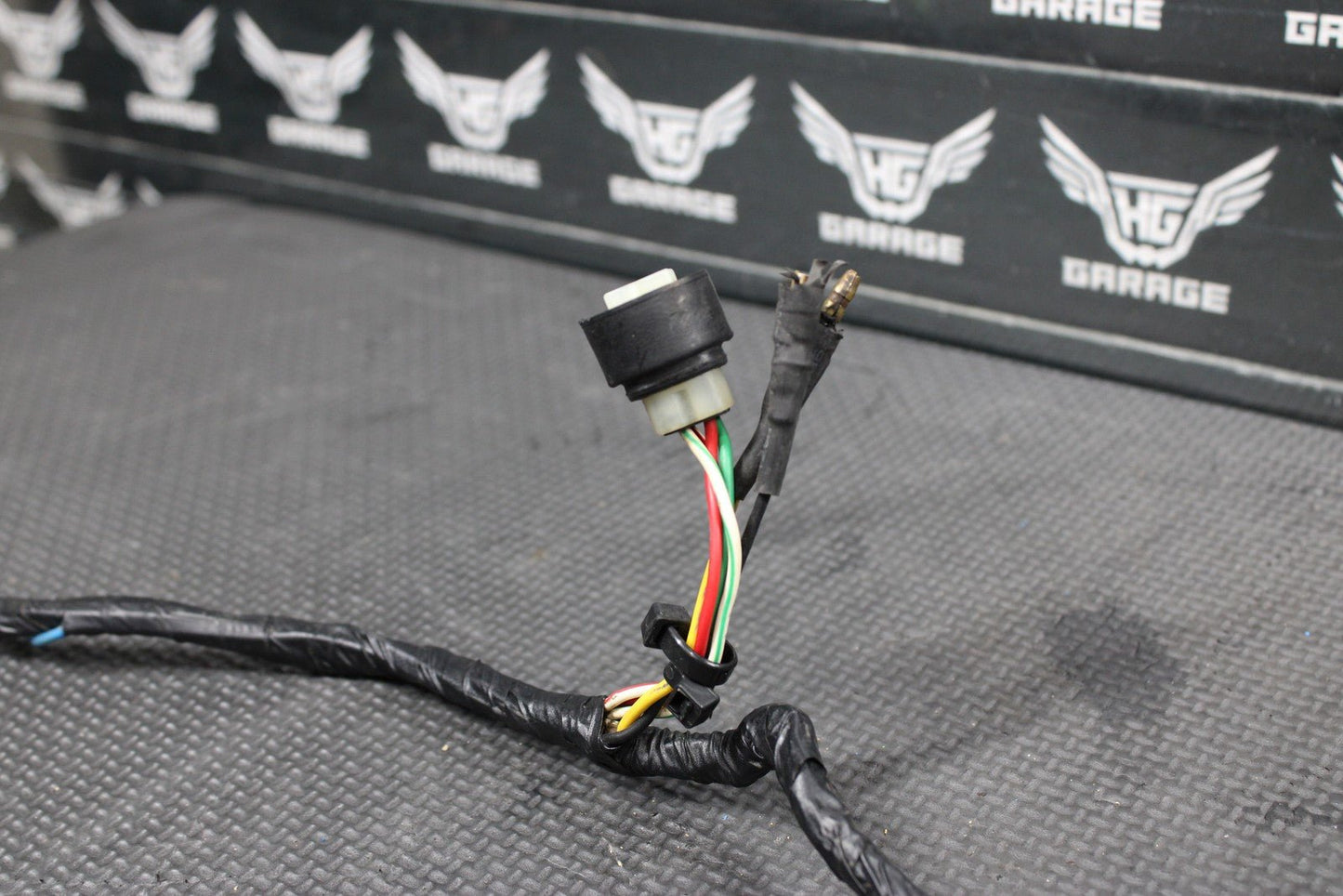 1991 YAMAHA BANSHEE 350 87 - 94 OEM MAIN ENGINE WIRING HARNESS CONNECTORS PLUGS - hggarage