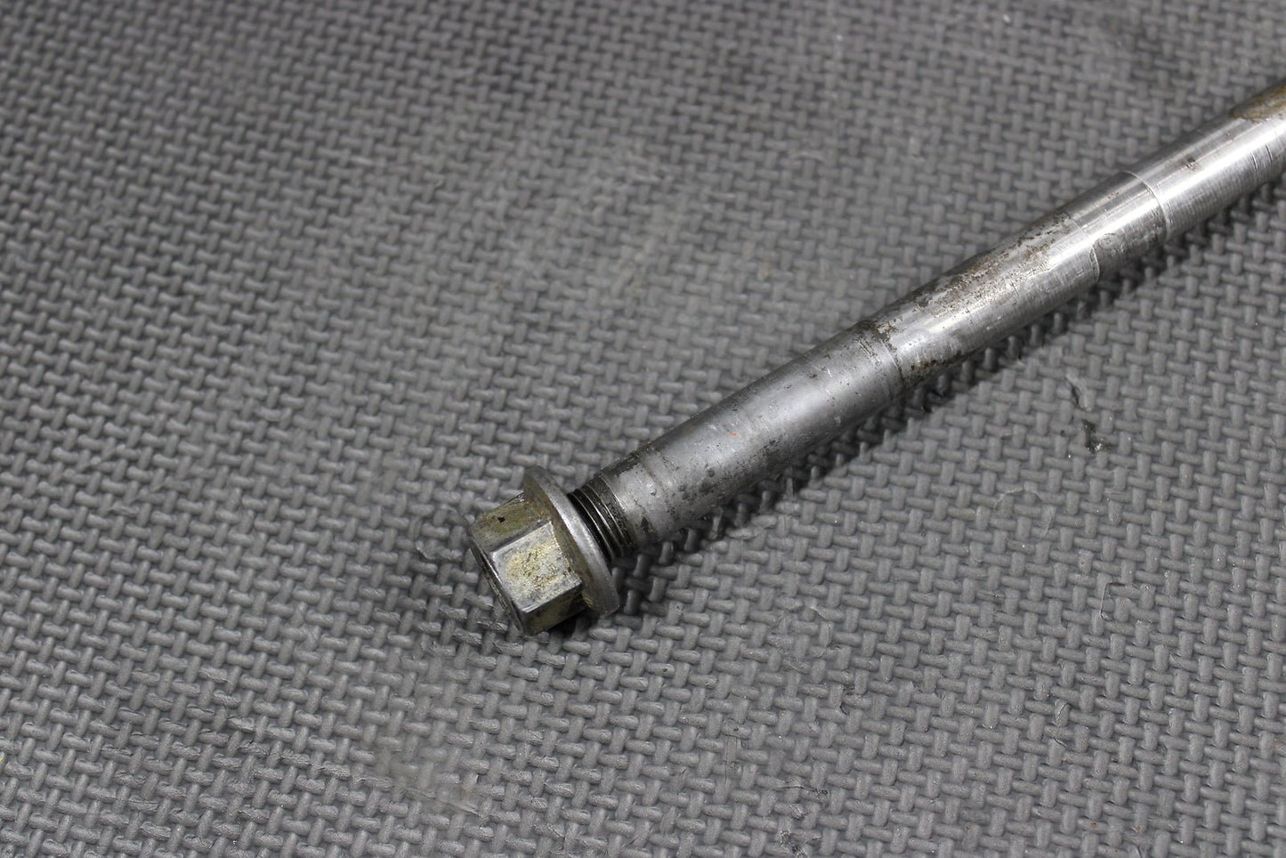 2006 KTM 85SX OEM REAR AXLE BACK WHEEL RIM PIVOT BOLT AXEL - hggarage