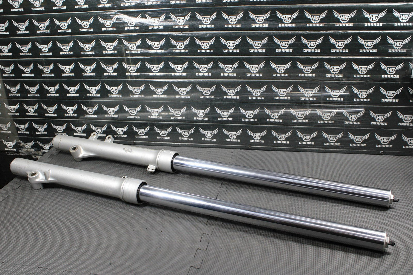 1986 KAWASAKI KDX200 OEM RIGHT LEFT FRONT SUSPENSION FORKS SHOCKS 44001 - 1601 - hggarage