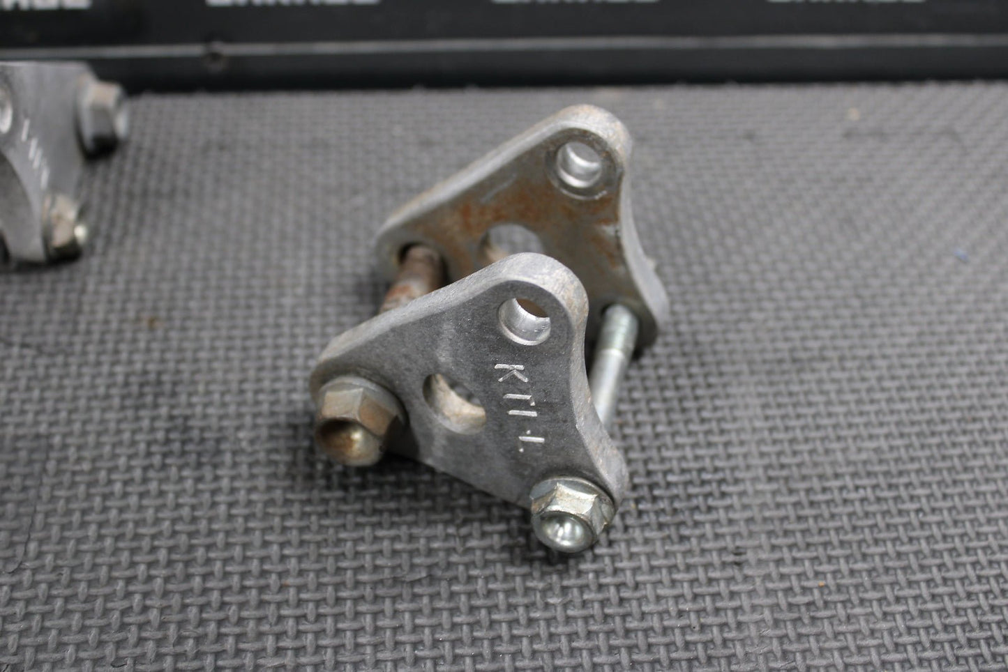 1986 Honda XR250R OEM Engine Motor Mount Stay Brackets 50139 - KT1 - hggarage
