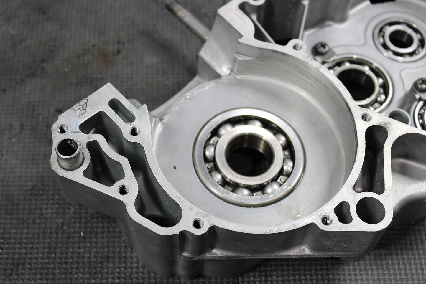 2002 Suzuki RM250 OEM Left Right Engine Motor Crankcase Crank Cases 11300 - 37863 - hggarage