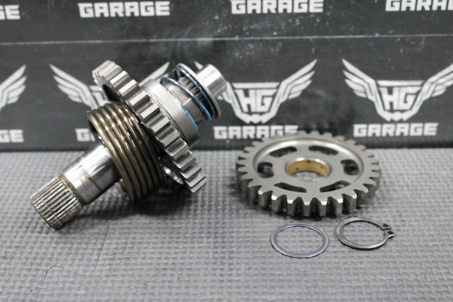 2009 YAMAHA YZ450F OEM KICKSTART KICK START SHAFT W IDLER GEAR 2S2 - 15601 - 00 - 00 - hggarage