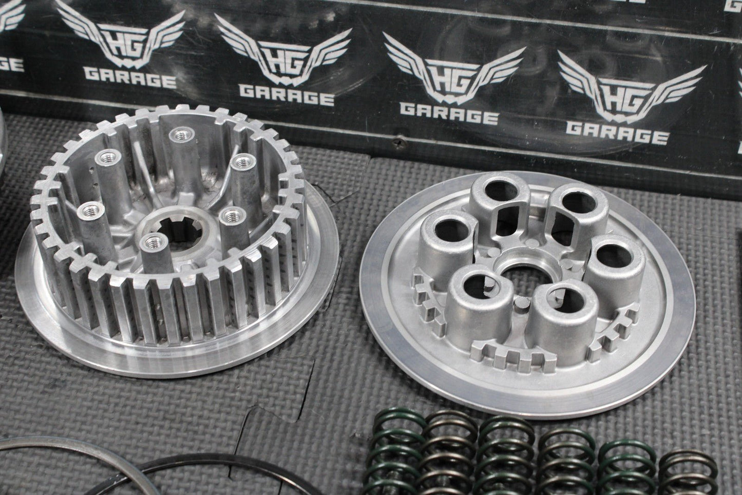 2000 SUZUKI DRZ400 DRZ400E OEM COMPLETE CLUTCH W PLATES BASKET HUB GOOD! - hggarage