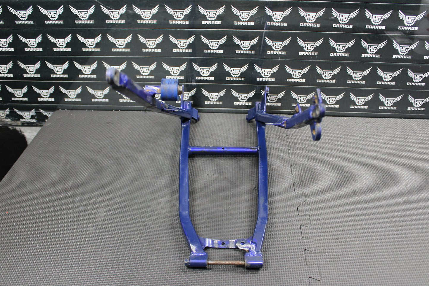 2000 YAMAHA YZ250 OEM REAR BACK SUB FRAME SUBFRAME 5HC - 21190 - 00 - hggarage