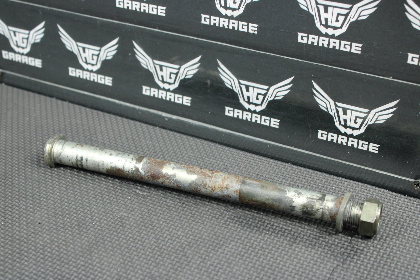2004 Yamaha YZ450F OEM Rear Back Swingarm Bolt Suspension Pivot Axle 5NY - 22141 - 0 - hggarage
