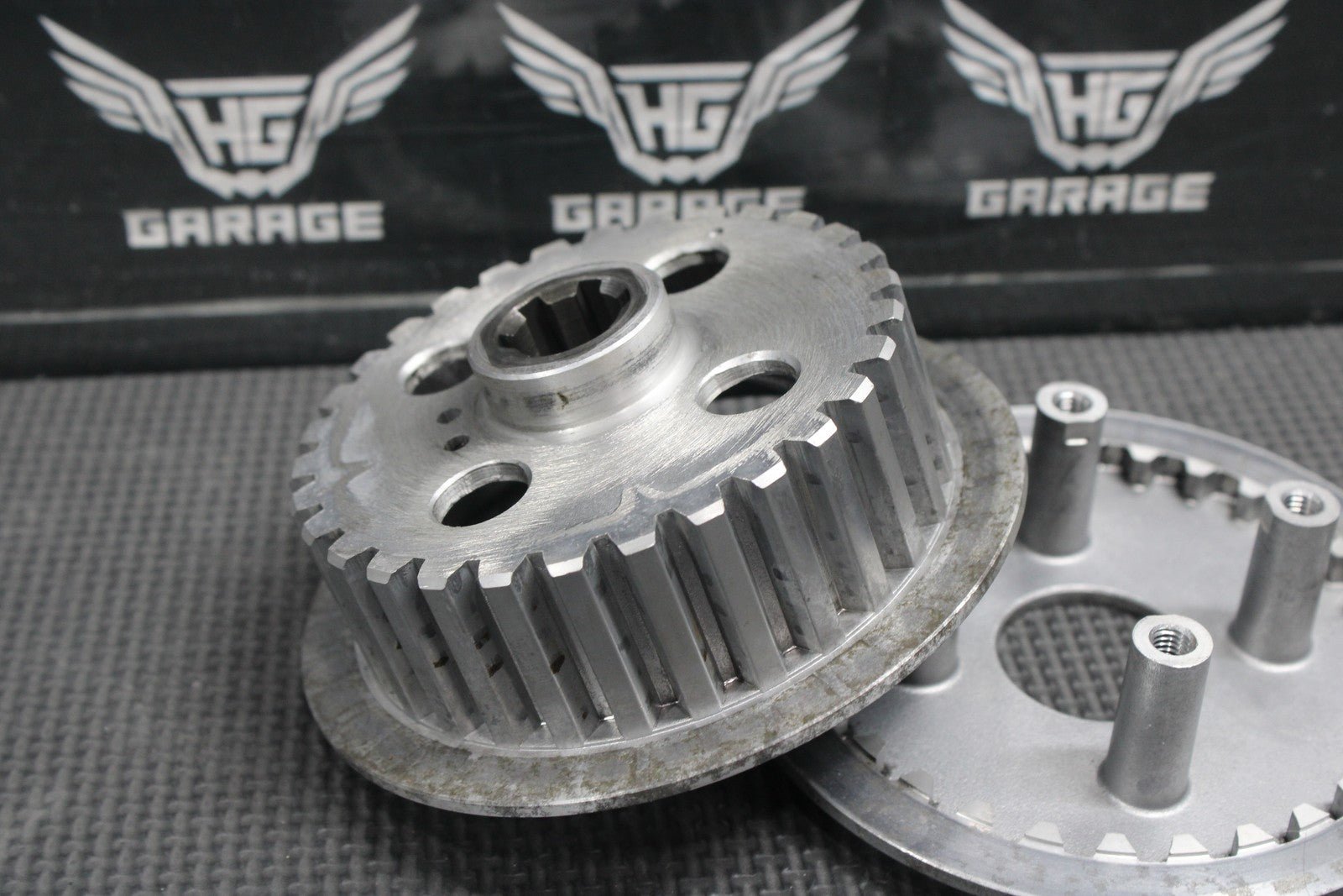 2004 SUZUKI LTZ250 OEM COMPLETE CLUTCH BASKET INNER OUTER HUB SPRINGS - hggarage