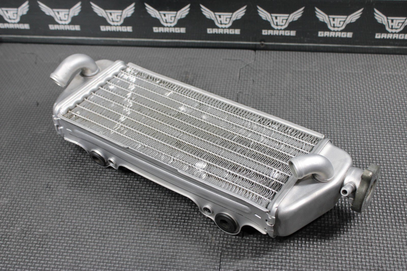 2000 KTM 250 EXC OEM LEFT ENGINE MOTOR COOLING COOLER RADIATOR - hggarage