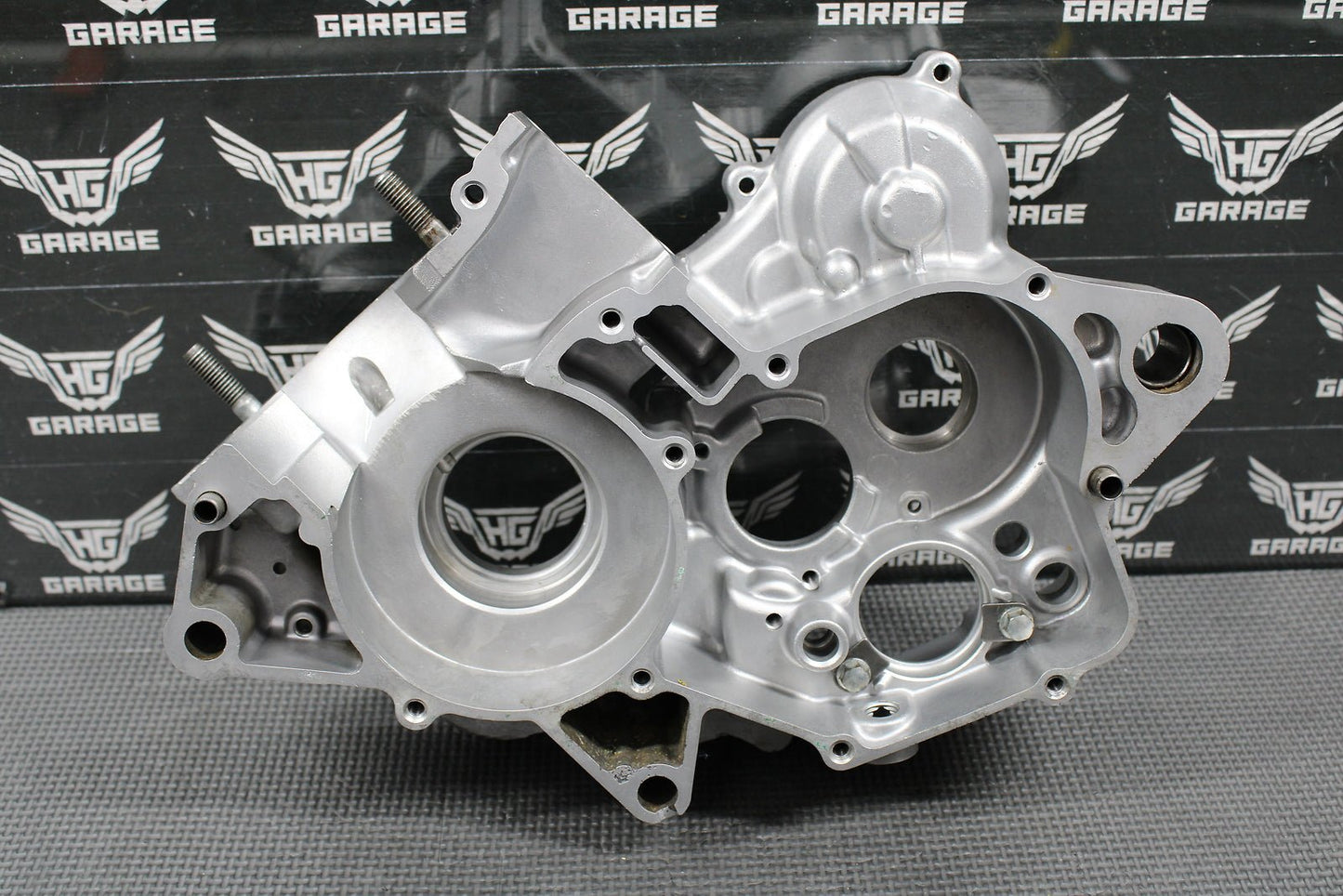 1999 99 - 02 HONDA CR125R OEM RIGHT ENGINE MOTOR CRANKCASE CRANK CASE BLOCK MINT! - hggarage