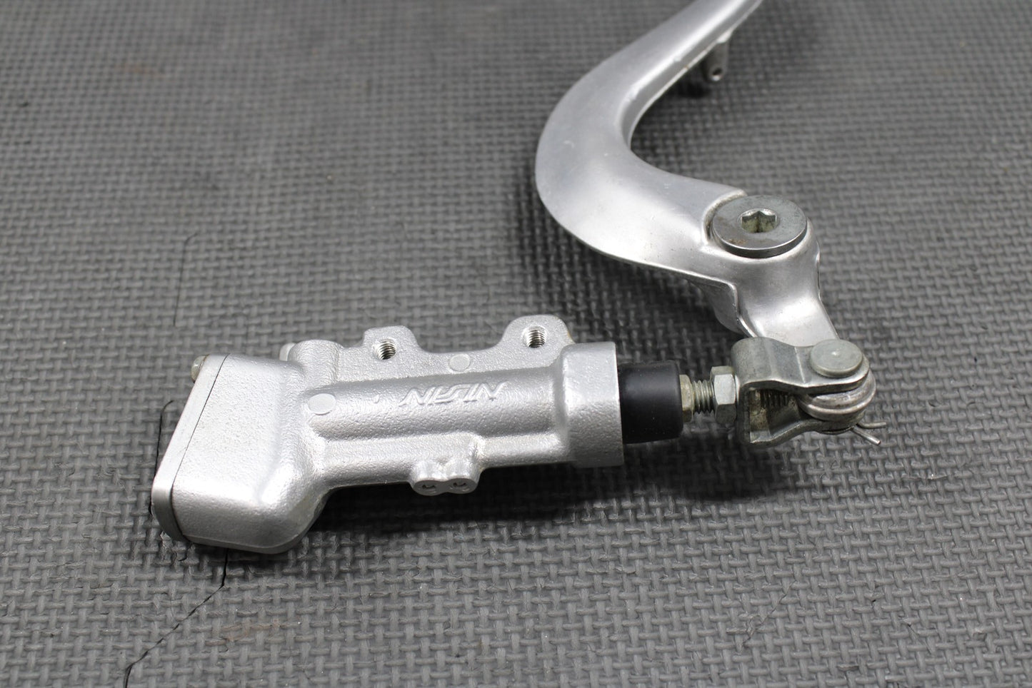 2014 KAWASAKI 10 - 18 KX250F OEM NISSIN REAR BACK BRAKE MASTER CYLINDER & LEVER - hggarage